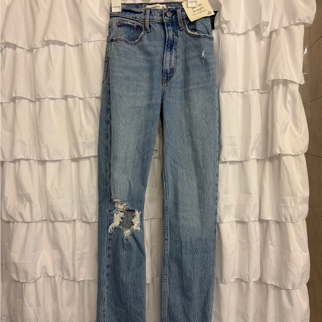 Nwt Abercrombie & Fitch Curve Love 90s Straight Ultra High Rise Jeans 23 000r